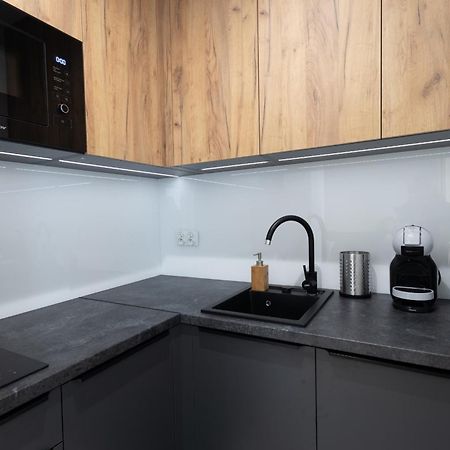 Gold Apartments Cicha 12 - Centrum - Dwie Sypialnie I Parking 크리니차 즈드로이 외부 사진
