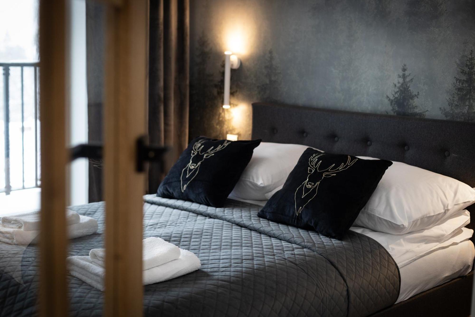 Gold Apartments Cicha 12 - Centrum - Dwie Sypialnie I Parking 크리니차 즈드로이 외부 사진